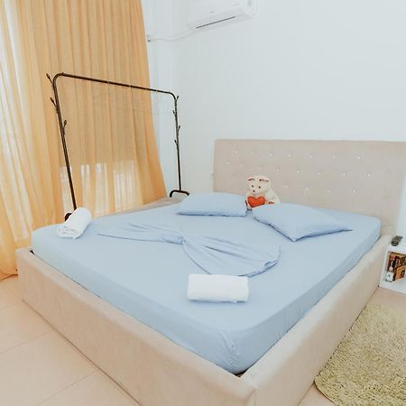 Pretty Smart Appartment Tiranë Luaran gambar