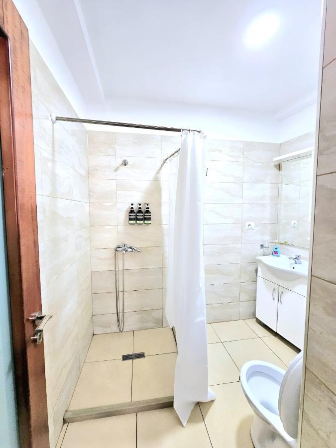 Pretty Smart Appartment Tiranë Luaran gambar