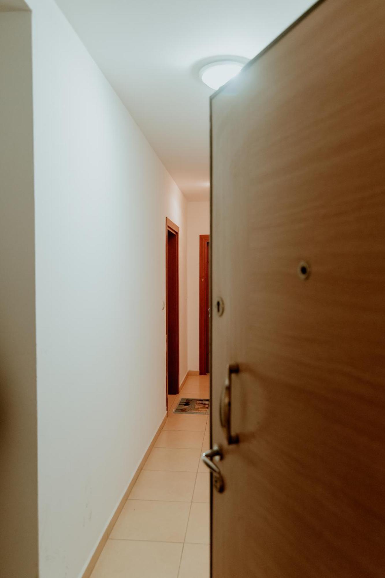 Pretty Smart Appartment Tiranë Luaran gambar